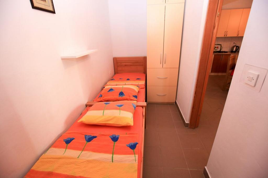 Apartments Franc Povljana Quarto foto