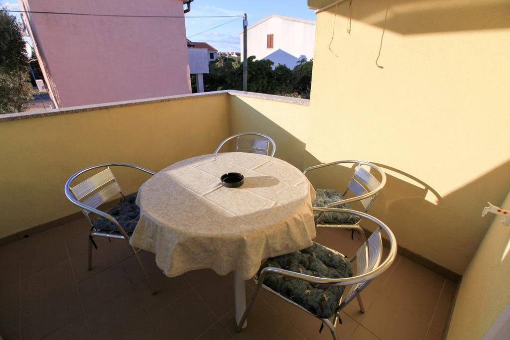 Apartments Franc Povljana Quarto foto